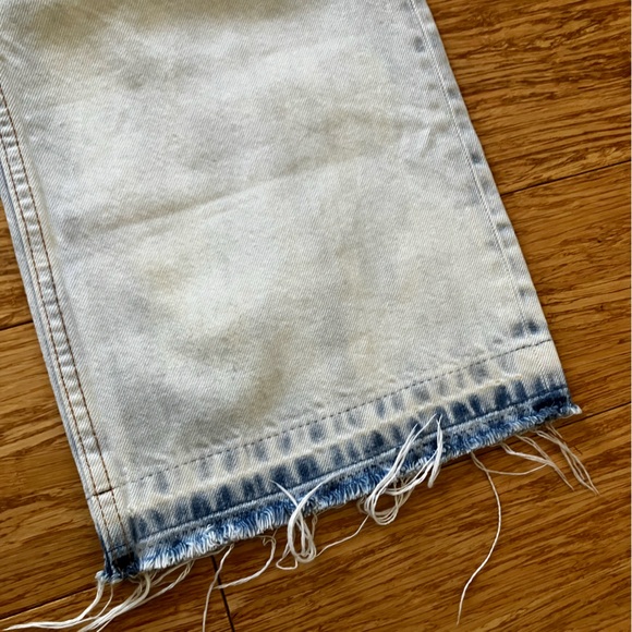 Distressed light wash Y2K Marc Jacobs jeans - Picture 10 of 13